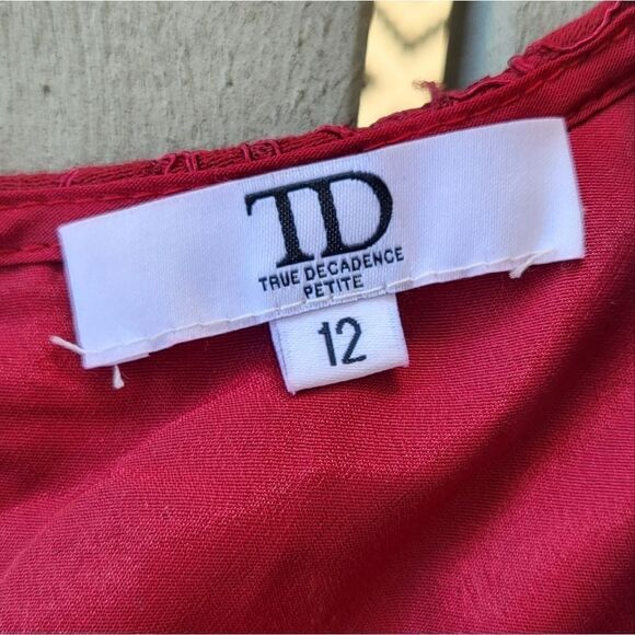 True Decadence Petite 2 In 1 Allover Lace Full Prom Skater Midi Dress Size 8US - Picture 6 of 9